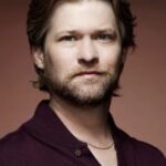 ท็อดด์ โลว์ (Todd Lowe)