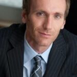 ทอม แครี่ (Tom Carey)