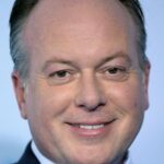 ทอม แม็คเกรธ (Tom McGrath)