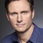 โทนี่ โกลด์วิน (Tony Goldwyn)