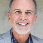 โทนี่ ปลาน่า (Tony Plana)