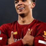 เทรนท์ อเล็กซานเดอร์-อาร์โนลด์ (Trent Alexander-Arnold)