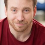 เทรเวอร์ เดวอลล์ (Trevor Devall)