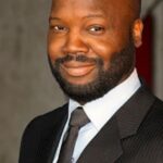 วิฟ ลีค็อก (Viv Leacock)