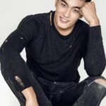 อู๋ซูตง (Wu Xudong)