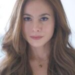 วูลาน กูริตโน (Wulan Guritno)