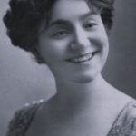 อีเว็ตต์ กิลเบิร์ต (Yvette Guilbert)