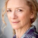 แซ็กคารี บาร์ตัน (Zachary Barton)