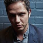 เอเดรียน ลาดรอน (Adrián Ladrón)