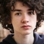 เอเดรียน มัวร์ (Adrian Moore)