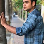 อาลัม ข่าน (Alam Khan)