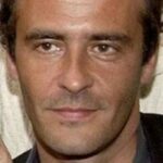 อเล็กซานเดอร์ สเตอร์ลิง (Alexandre Sterling)