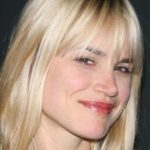 อลิสัน ฟอลแลนด์ (Alison Folland)