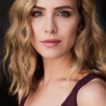 แอมเบอร์ โกลด์ฟาร์บ (Amber Goldfarb)