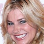 เอมี่ ลินด์เซย์ (Amy Lindsay)