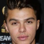 แอนดรูว์ เจคอบส์ (Andrew Jacobs)