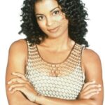 แองเจลล์ บรู๊คส์ (Angelle Brooks)