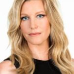 แอนนา กันน์ (Anna Gunn)