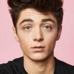 อาเชอร์ แองเจิล (Asher Angel)