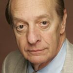 บาซิล ฮอฟแมน (Basil Hoffman)