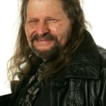 บรูซ โกลเวอร์ (Bruce Glover)