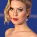 แคโรไลน์ ซันไชน์ (Caroline Sunshine)