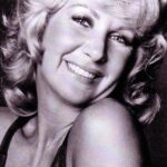 คาโรน การ์ดเนอร์ (Caron Gardner)