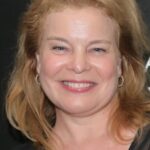 แคทเธอรีน เคิร์ติน (Catherine Curtin)