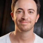 ชาร์ลี อัลวาราโด (Charlie Alvarado)