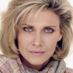 ซินดี้ พิคเก็ตต์ (Cindy Pickett)