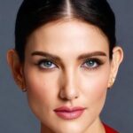 ซินดี้ สิรินยา บิชอป (Cindy Sirinya Bishop)