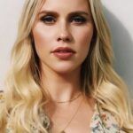 แคลร์ โฮลท์ (Claire Holt)