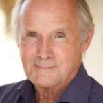 ไคลฟ์ ฟรานซิส (Clive Francis)