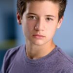 เดวิส คลีฟแลนด์ (Davis Cleveland)