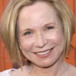 เดบรา โจ รัปป์ (Debra Jo Rupp)