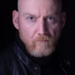 เดสมอนด์ เอ็ดเวิร์ดส์ (Desmond Edwards)