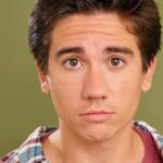 ดรูว์ เฮลเลนธัล (Drew Hellenthal)