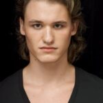 ดีแลน เพลย์แฟร์ (Dylan Playfair)