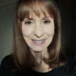 เอเลน อาปรุซเซเซ (Elaine Apruzzese)