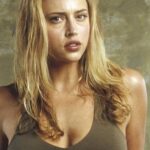 เอสเตลล่า วาร์เรน (Estella Warren)