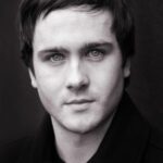 ฟินน์ วอลตัน (Fionn Walton)