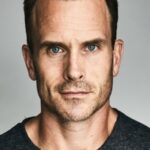 กาเบรียล โฮแกน (Gabriel Hogan)