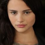 กาเบรียล เอโคลส์ (Gabrielle Echols)