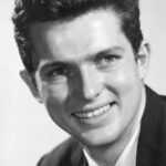 เจฟฟรีย์ ฮอร์น (Geoffrey Horne)