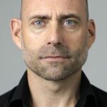 จีจี้ เวลิซิแทต (Gigi Velicitat)