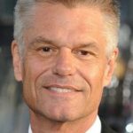 แฮร์รี่ แฮมลิน (Harry Hamlin)