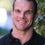 เอียน โรเบิร์ตส์ (Ian Roberts)