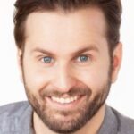 เอียน ซินแคลร์ (Ian Sinclair)