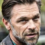 เอียน เทรซี่ (Ian Tracey)