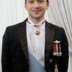 อินทัด เหลียวรักษ์วงศ์ (Intad Leowrakwong)